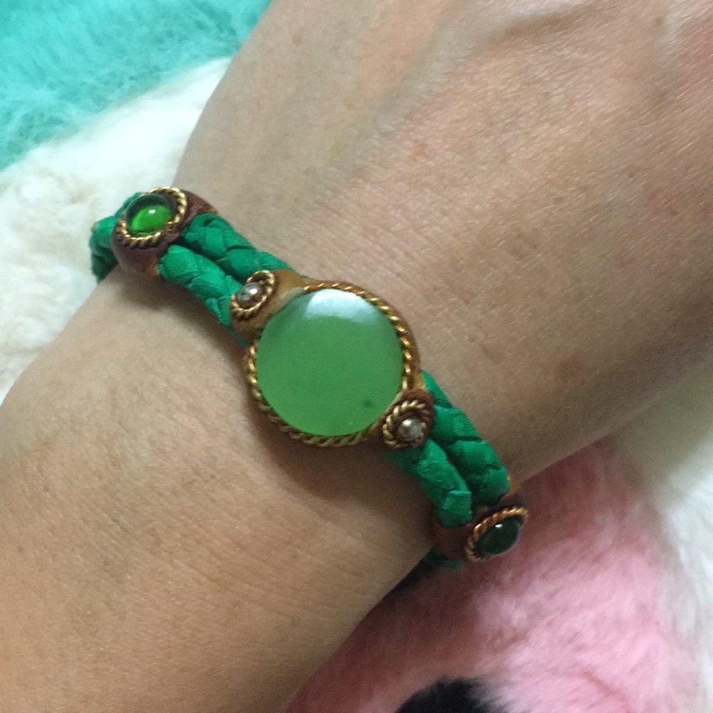 ☮️ 2/$8 Handcrafted leather bracelet